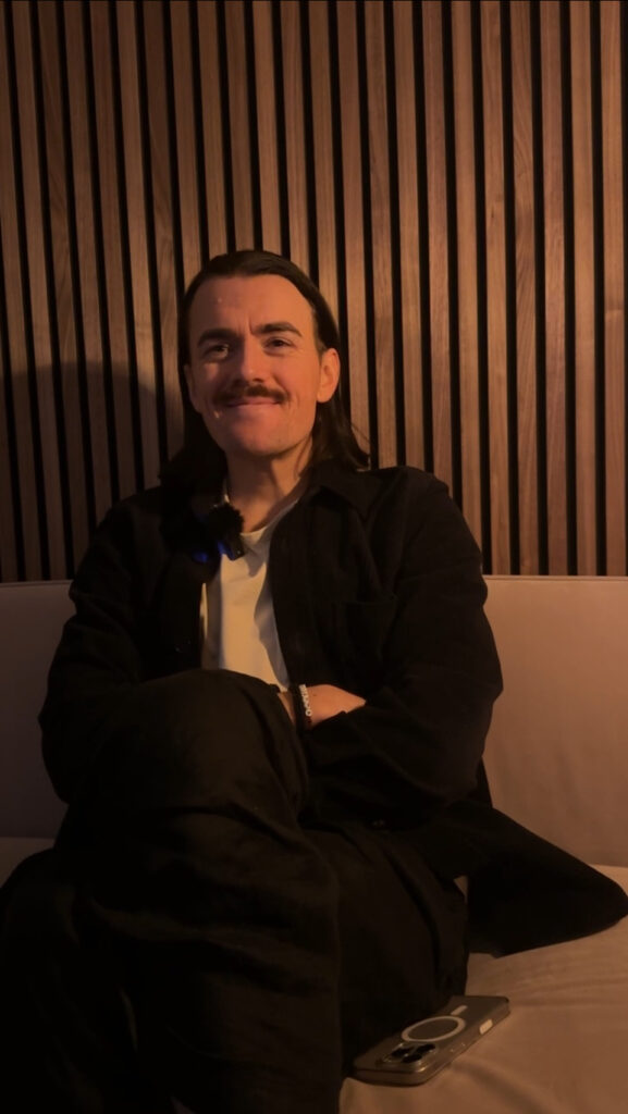 Robin Berglund från Viksjö i Järfälla är nattgäst i musikhjälpen 2025