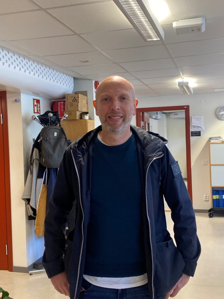 Stefan Backe är biträdande rektor på Järfälla Gymnasium