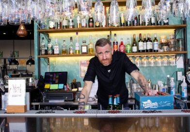 Robban är bartendern med Tourettes: “Jag är också bara människa”